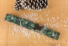 Load image into Gallery viewer, Green Poinsettia Dog Collar