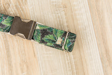 Load image into Gallery viewer, Green Poinsettia Dog Collar