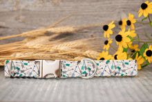 Load image into Gallery viewer, Arrows Dog Collar