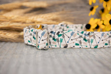 Load image into Gallery viewer, Arrows Dog Collar