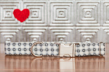 Load image into Gallery viewer, Black and White Buffalo Plaid