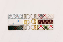 Load image into Gallery viewer, Winter/Christmas Keychains