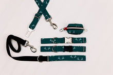 Load image into Gallery viewer, Reindeer Antlers Matching Dog Leash