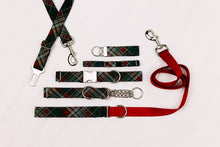 Load image into Gallery viewer, Grey Winter Days Matching Dog Leash