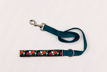 Load image into Gallery viewer, Winter Fields Floral Matching Dog Leash