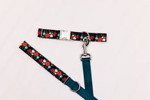Load image into Gallery viewer, Winter Fields Floral Matching Dog Leash