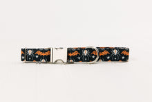 Load image into Gallery viewer, It's Freakin' Bats Dog Collar