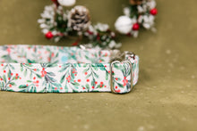 Load image into Gallery viewer, Mistletoe Dog Collar