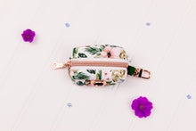 Load image into Gallery viewer, Hawaiian Hibiscus Waste Bag Holder