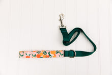 Load image into Gallery viewer, Happy Oranges Matching Dog Leash