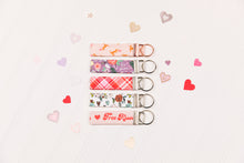 Load image into Gallery viewer, Valentine Keychain