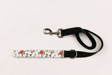 Load image into Gallery viewer, Valentine Floral Matching Dog Leash