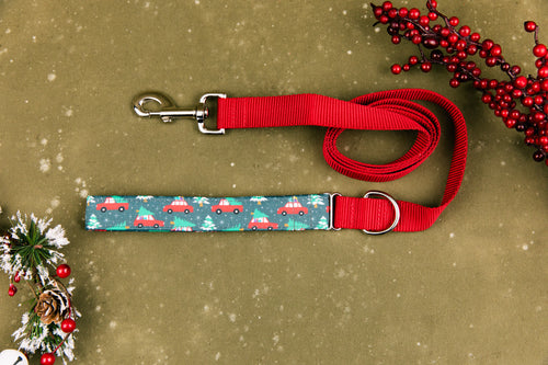 Car and Christmas Tree Matching Dog Leash