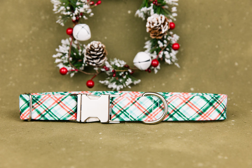 Water Resistant Christmas Mint Plaid Dog Collar
