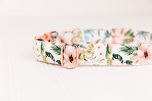 Load image into Gallery viewer, Hawaiian Hibiscus Water Resistant Dog Collar